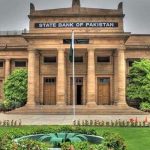 Pakistan's Central Bank Holds Key Rate Amid Flood-Induced Inflation Concerns 1262338_8836849_SBP_akhbar